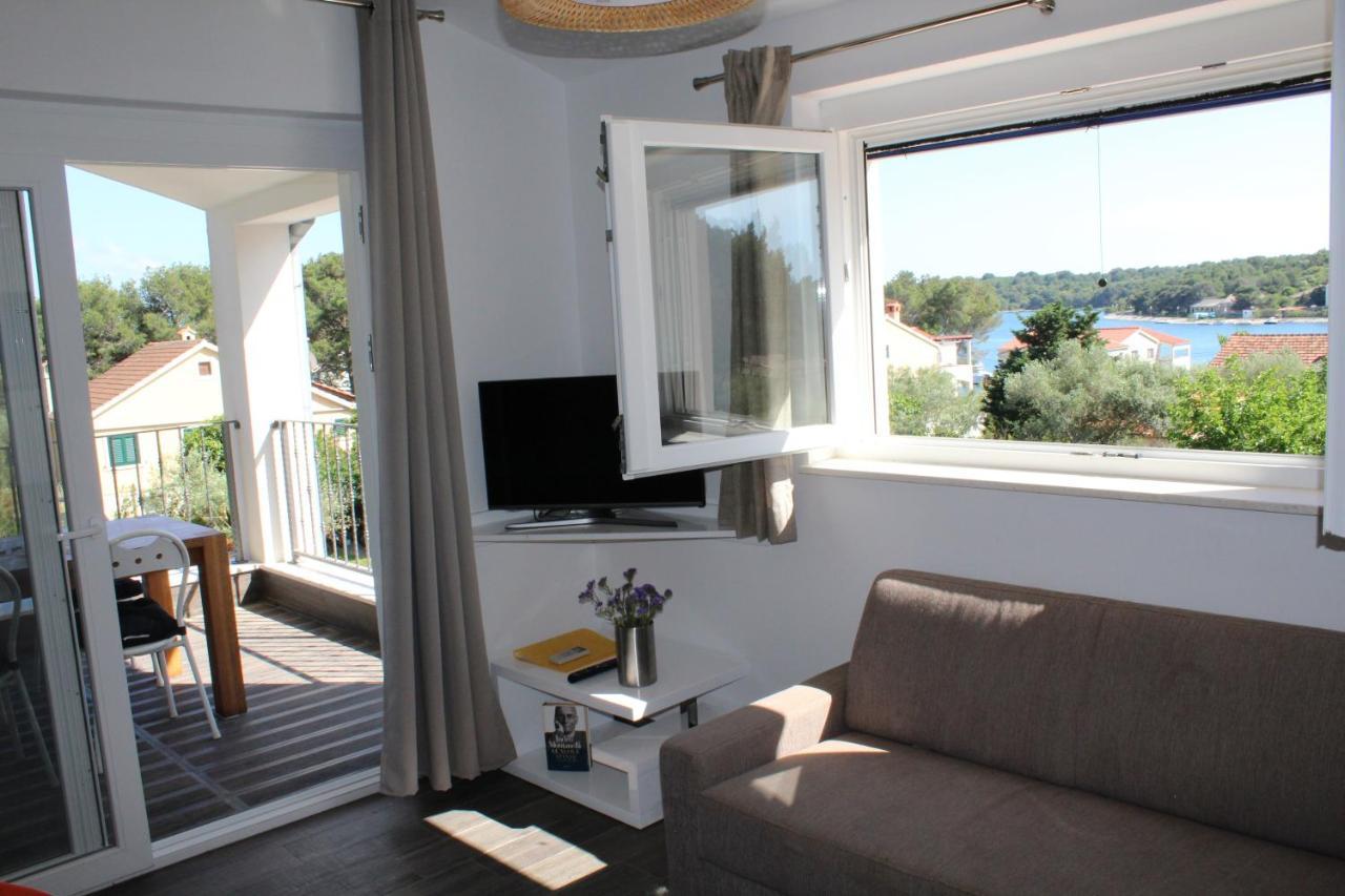 Gorgonia Suites In Verunic Номер фото